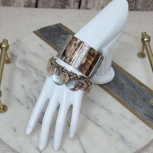 Vintage Boho Capisce Shell/Abalone Shell/Silver Tone Accents Stretch Bracelets